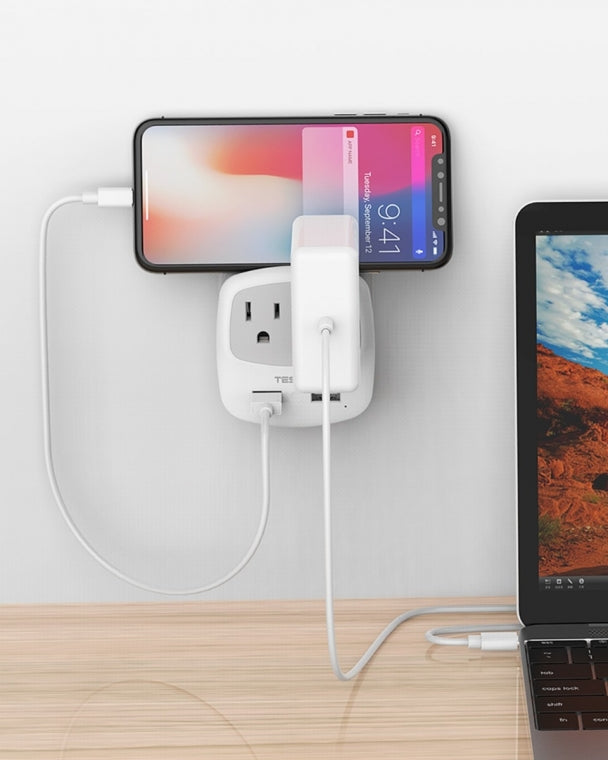 US To Germany/France Travel Plug Adapter with 2 Outlets 2 USB Ports(Type E/F Plug)